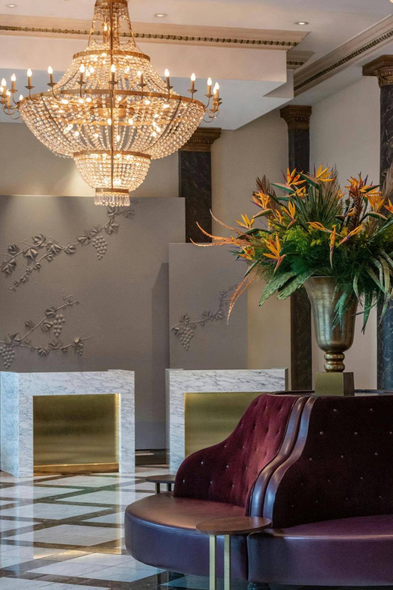 Отель Marriott 5*