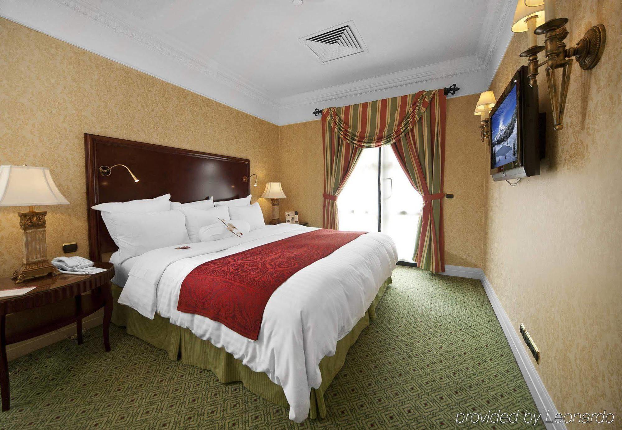 Отель Marriott
